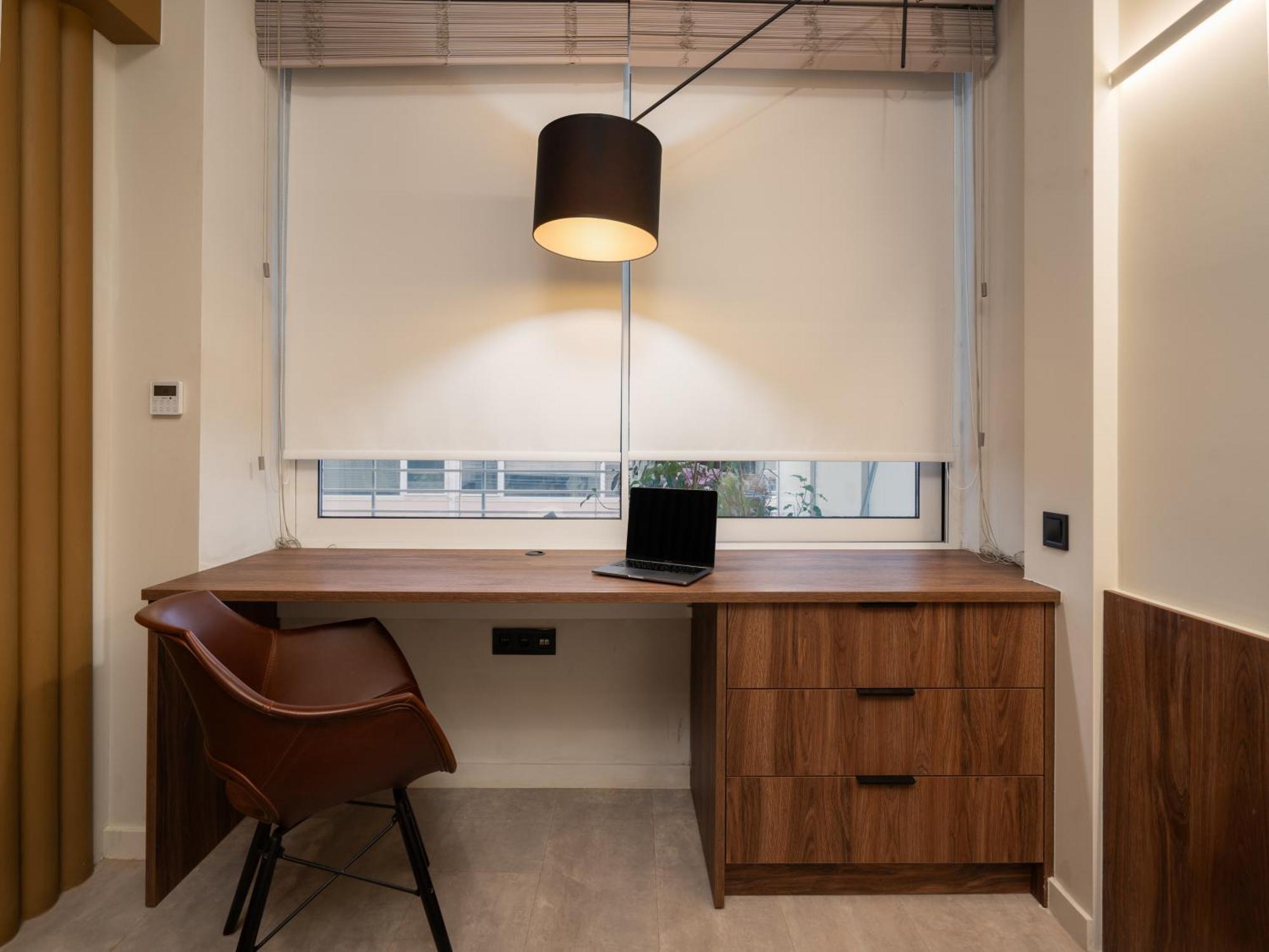 A Place 4U No6 - City Escape With Balcony Lounge & Open Living Space Атина Екстериор снимка